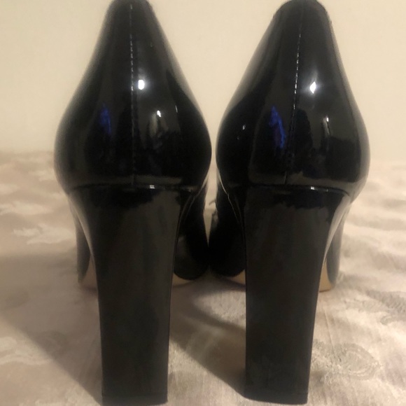 Kate Spade New York Zaria Black Patent Leather Flower Pumps Size 6.5 - Picture 7 of 9
